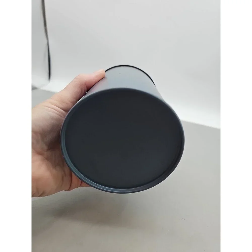 GREEN VINTAGE TIN: 